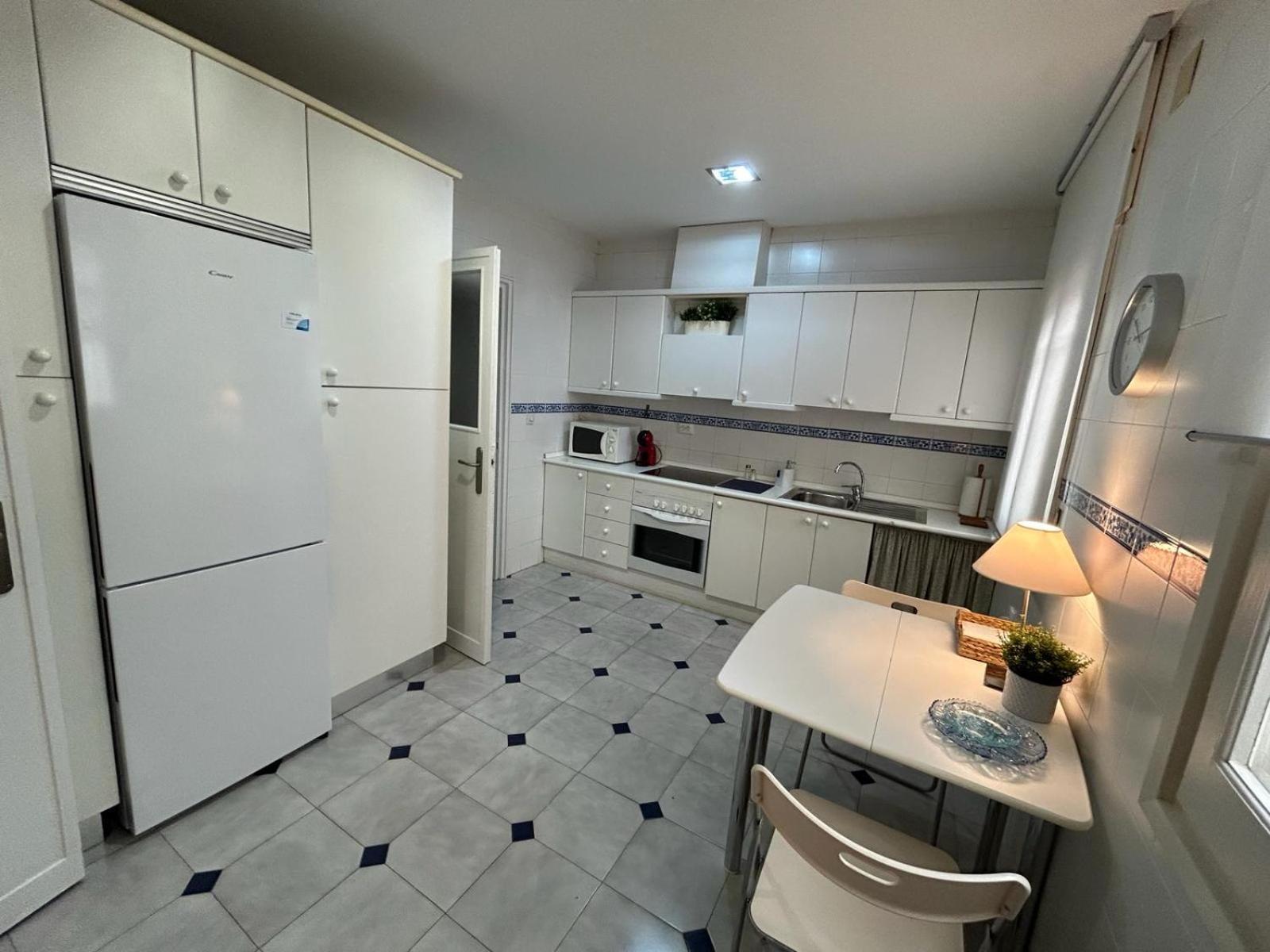 2 Bedroom Apartment By Guadalquivir River 세비야 외부 사진